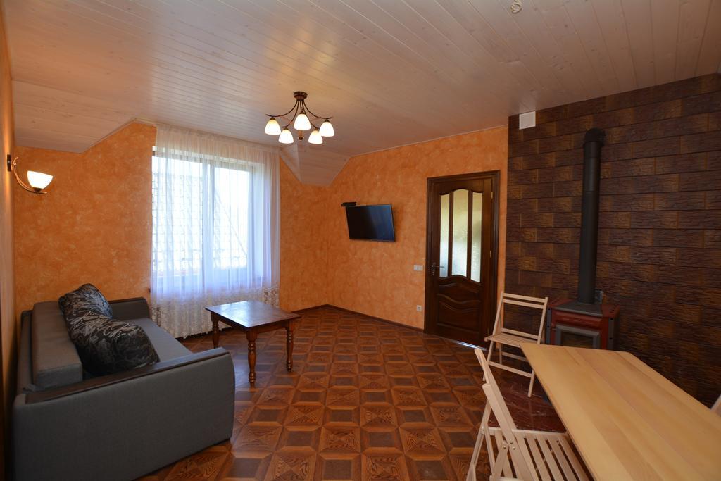 Zolota Rybka Villa Skhidnytsia Oda fotoğraf